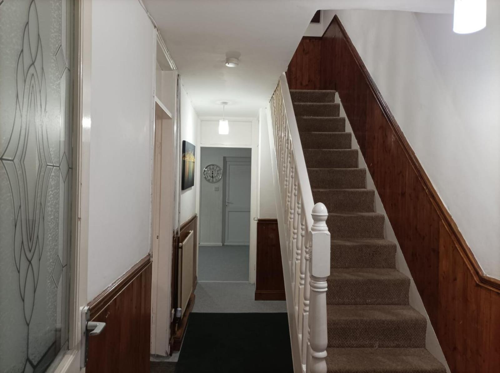 Ancoats Budget House - City Centre Манчестер Екстер'єр фото