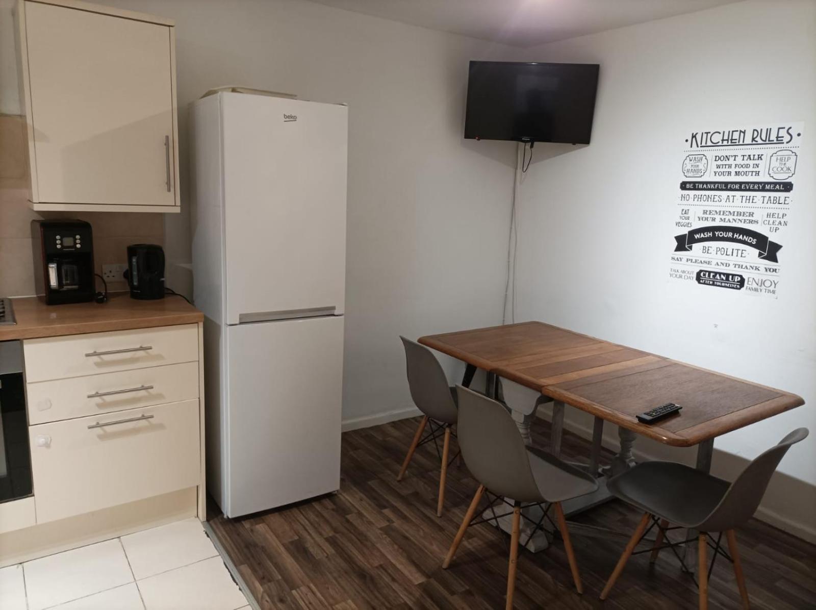 Ancoats Budget House - City Centre Манчестер Екстер'єр фото